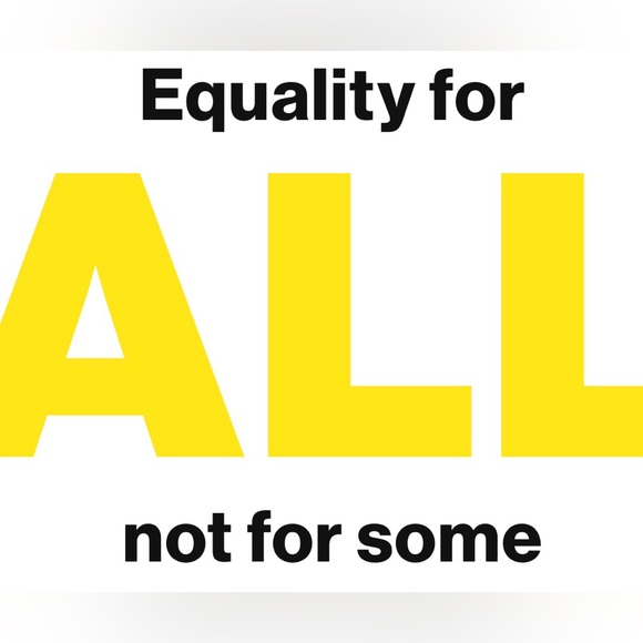 Like me to get notified when I’m going Live! - Picture 7 of 13